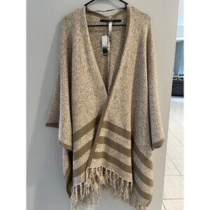 KENSIE WOMEN'S OPEN FRONT FRINGE BEIGE TAN & WHITE SWEATER WRAP PONCHO